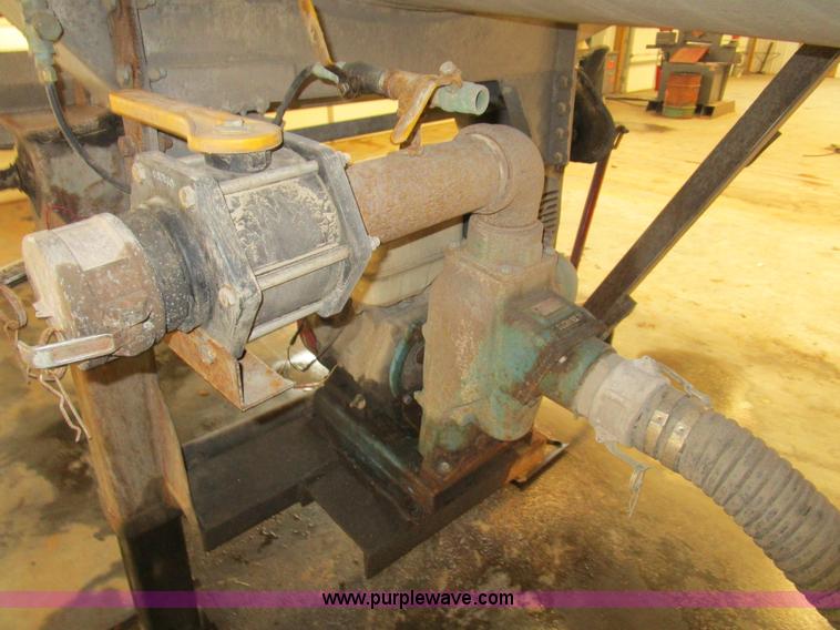 image for item D2308 1982 Trailmaster tanker trailer