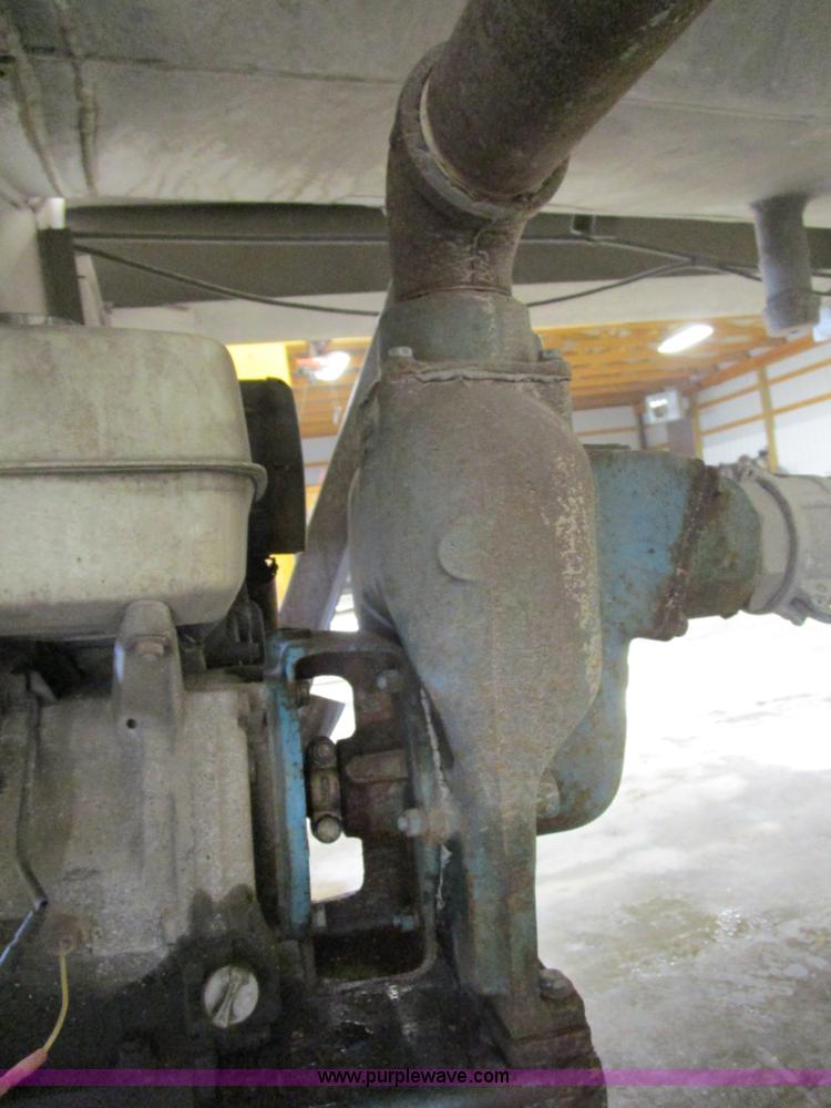 image for item D2308 1982 Trailmaster tanker trailer