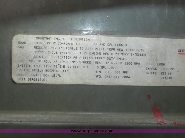 image for item G9778 2005 Freightliner Columbia Heritage semi truck