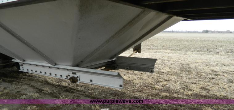 image for item H2258 2005 Merritt double hopper bottom grain trailer