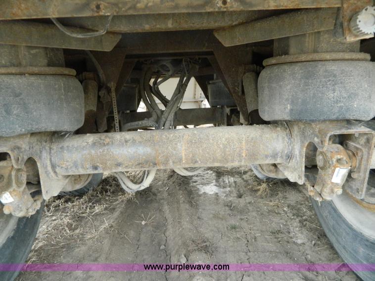 image for item H2258 2005 Merritt double hopper bottom grain trailer