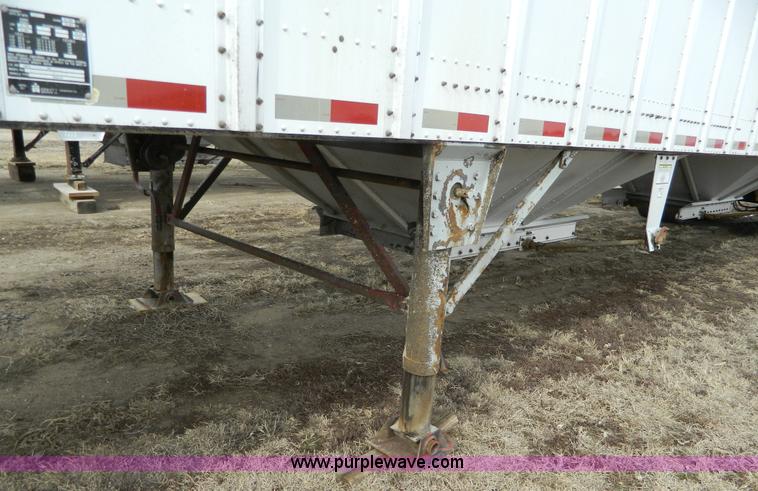 image for item H2258 2005 Merritt double hopper bottom grain trailer