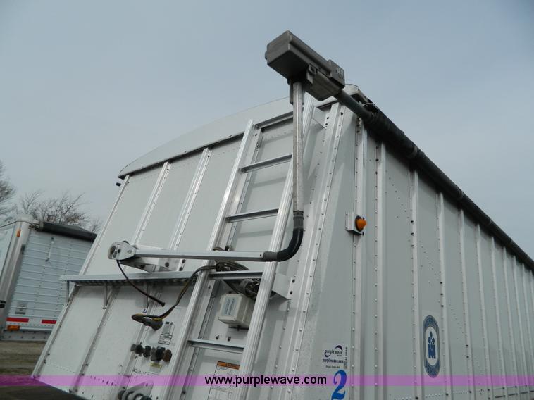 image for item H2258 2005 Merritt double hopper bottom grain trailer