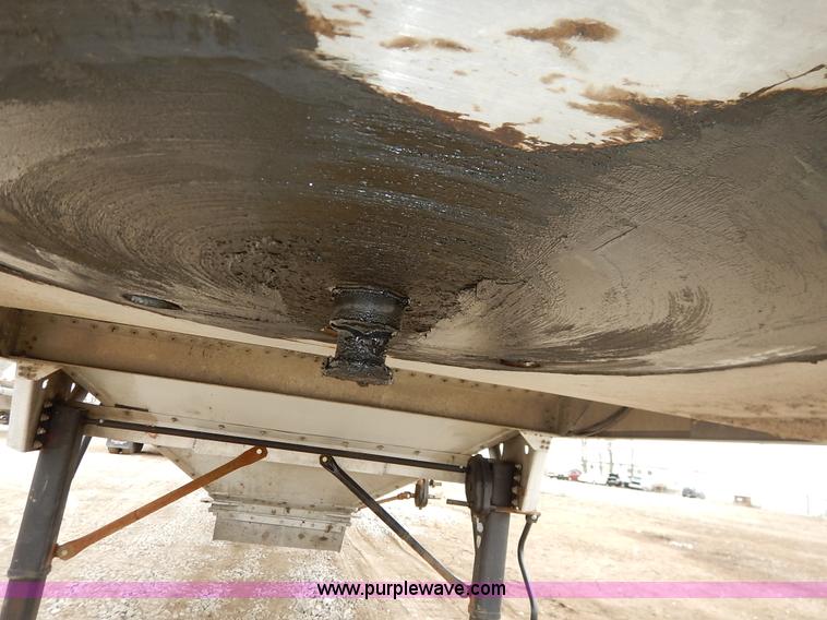 image for item I5063 2000 Corn Husker double hopper grain trailer