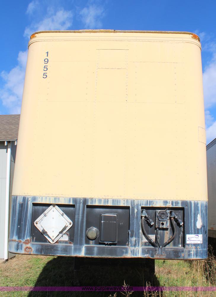 image for item I5893 1980 Fruehauf dry van trailer