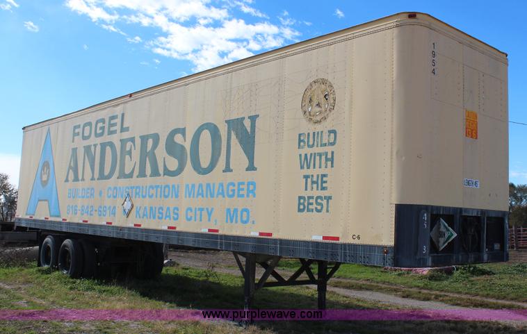 image for item I5919 1979 Fruehauf dry van trailer