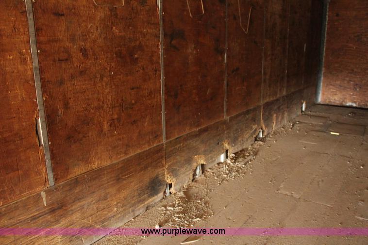 image for item I5919 1979 Fruehauf dry van trailer