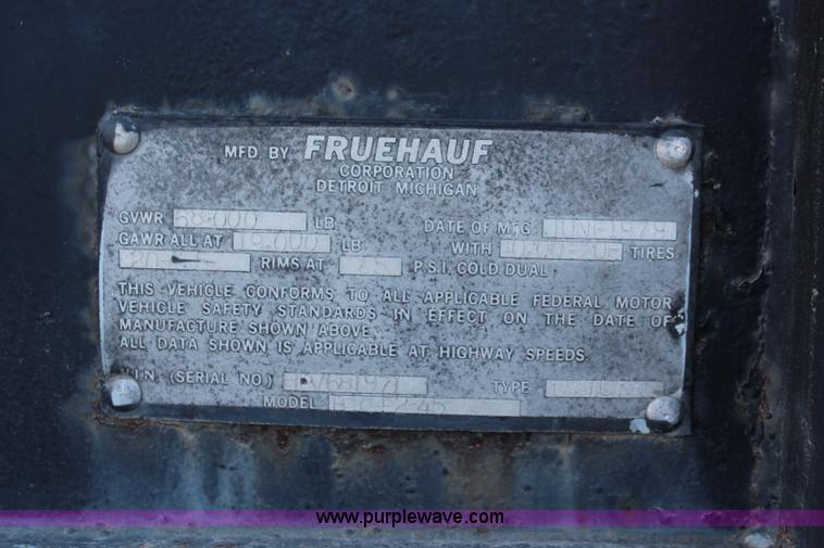 image for item I5919 1979 Fruehauf dry van trailer