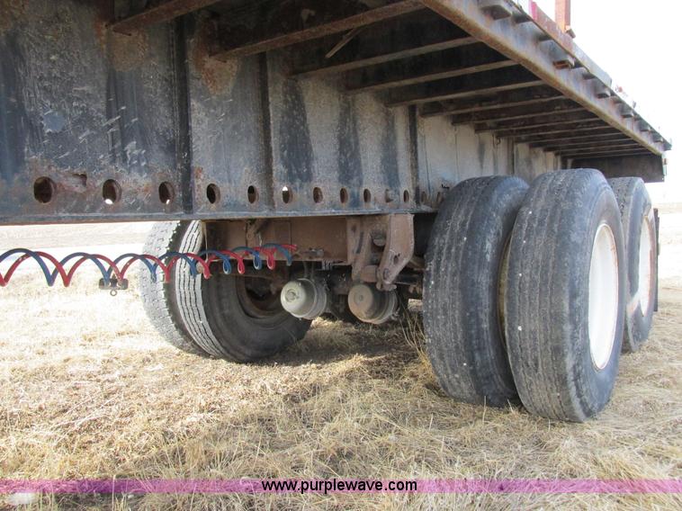 image for item K2019 1996 Transcraft TL2000 Super Beam flatbed trailer