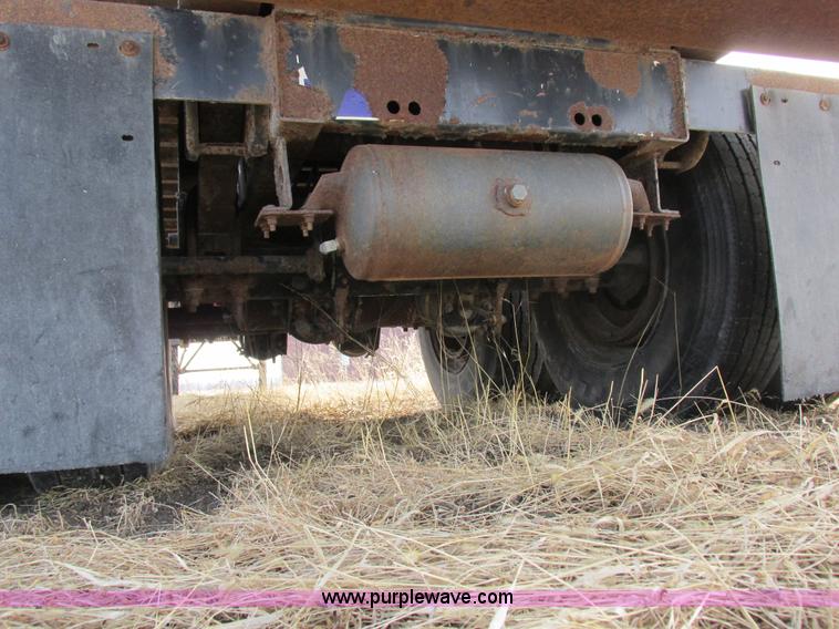 image for item K2019 1996 Transcraft TL2000 Super Beam flatbed trailer