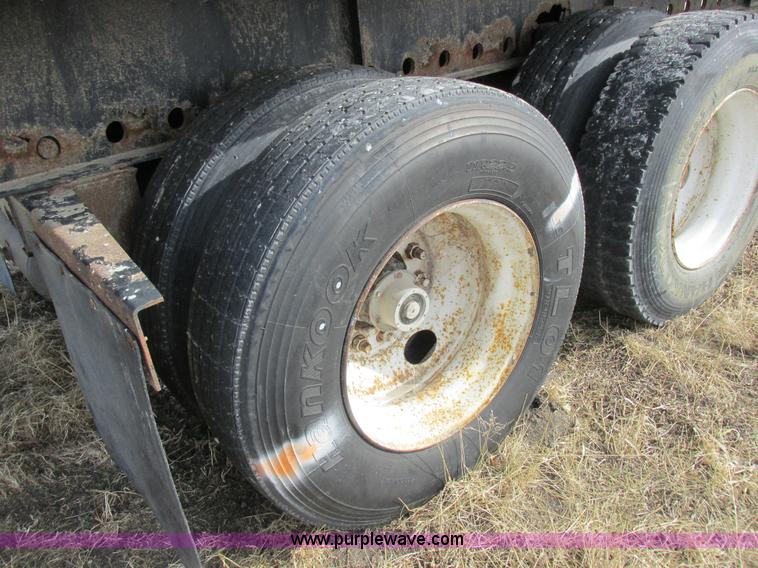 image for item K2019 1996 Transcraft TL2000 Super Beam flatbed trailer