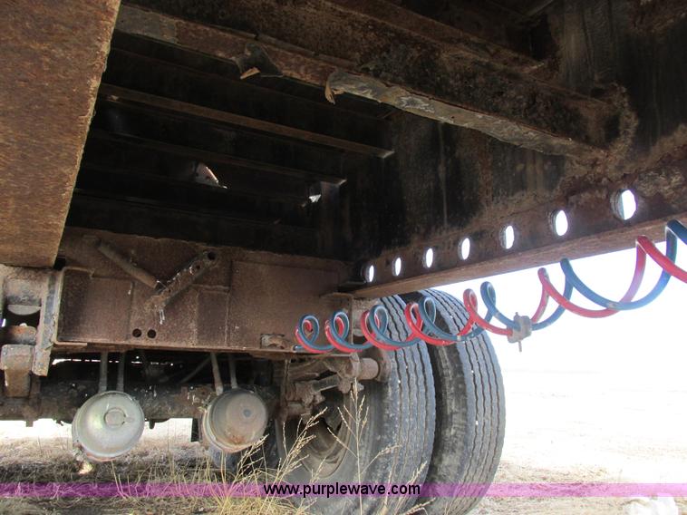 image for item K2019 1996 Transcraft TL2000 Super Beam flatbed trailer