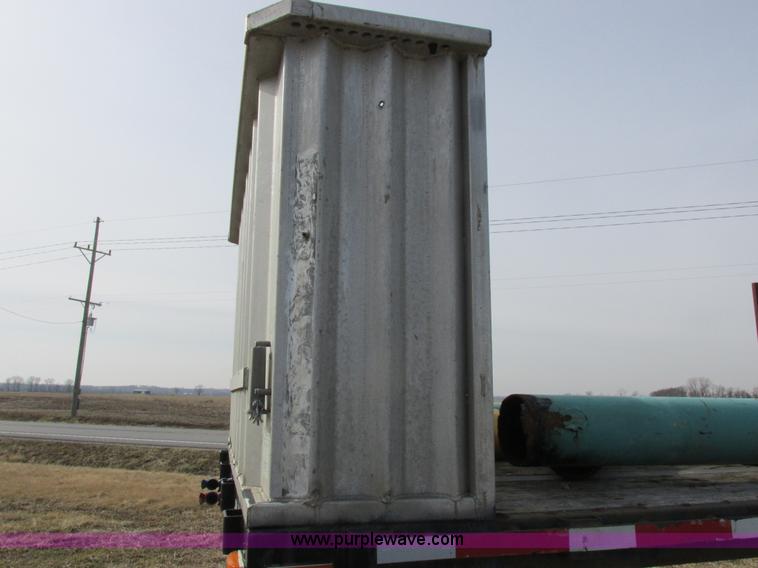 image for item K2019 1996 Transcraft TL2000 Super Beam flatbed trailer