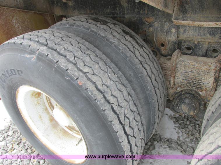 image for item K2033 1967 Fruehauf tanker trailer