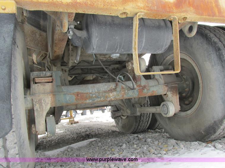 image for item K2033 1967 Fruehauf tanker trailer