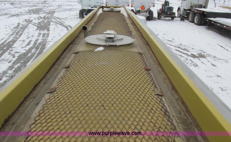 image for item K2033 1967 Fruehauf tanker trailer