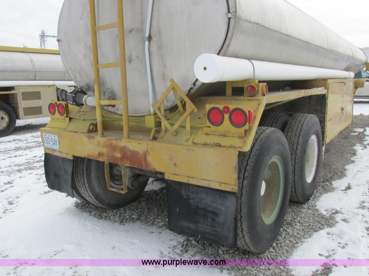 image for item K2033 1967 Fruehauf tanker trailer