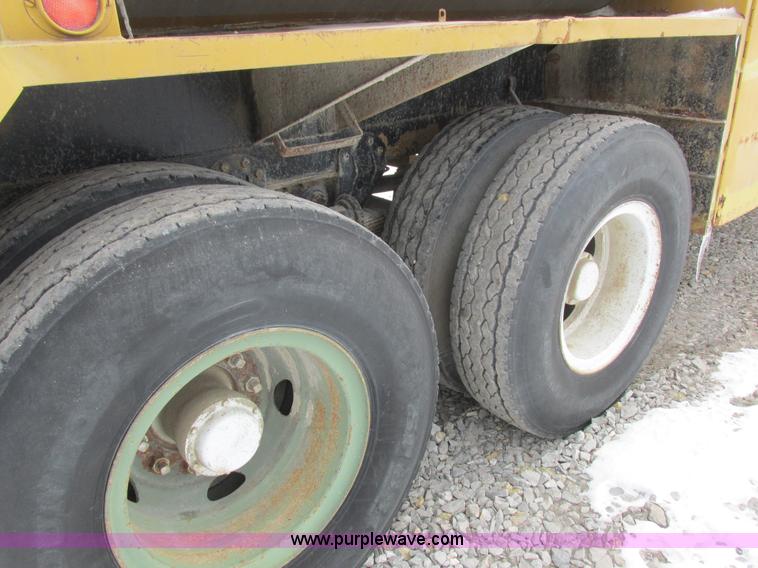 image for item K2033 1967 Fruehauf tanker trailer