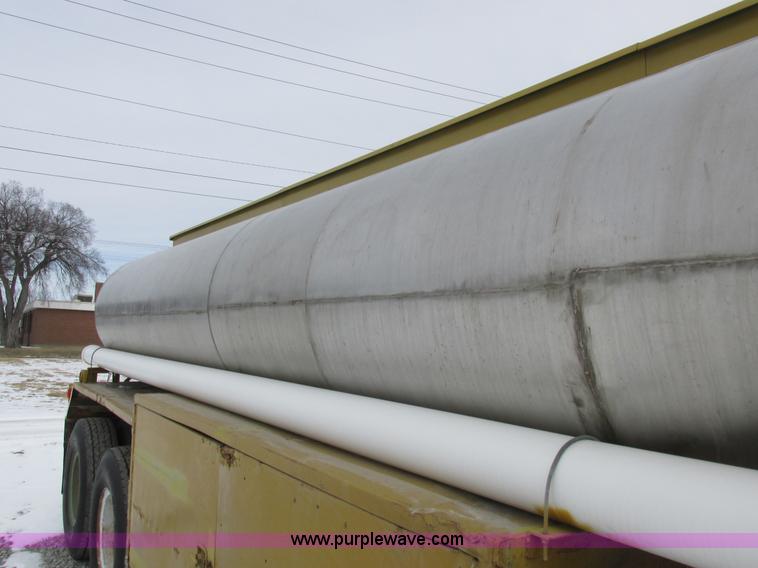 image for item K2033 1967 Fruehauf tanker trailer