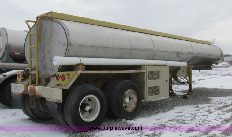 image for item K2034 1968 Fruehauf tanker trailer