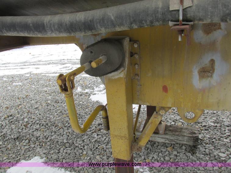 image for item K2034 1968 Fruehauf tanker trailer