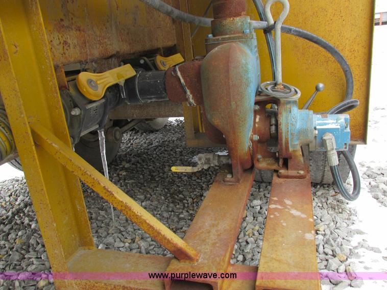 image for item K2034 1968 Fruehauf tanker trailer