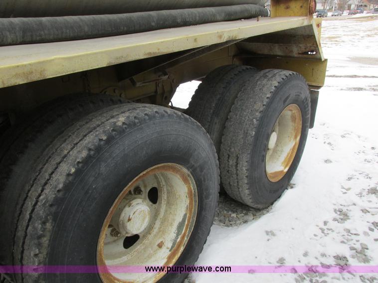 image for item K2034 1968 Fruehauf tanker trailer