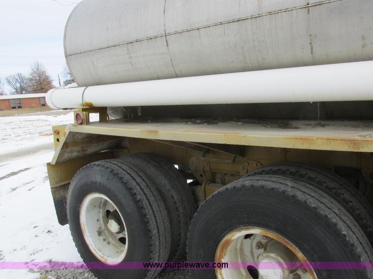 image for item K2034 1968 Fruehauf tanker trailer
