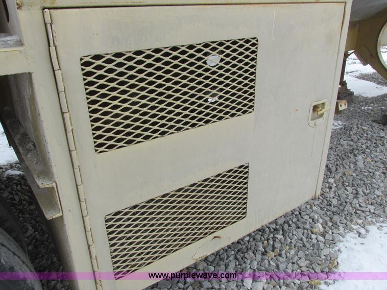 image for item K2034 1968 Fruehauf tanker trailer