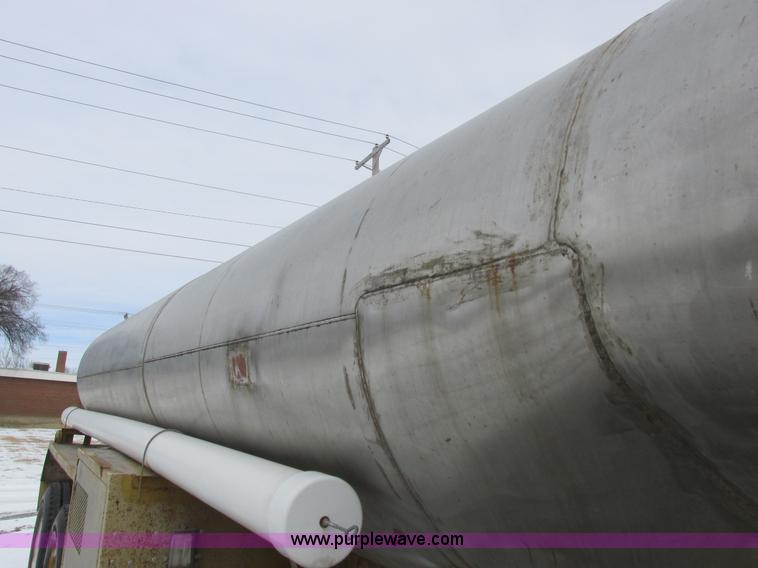 image for item K2034 1968 Fruehauf tanker trailer