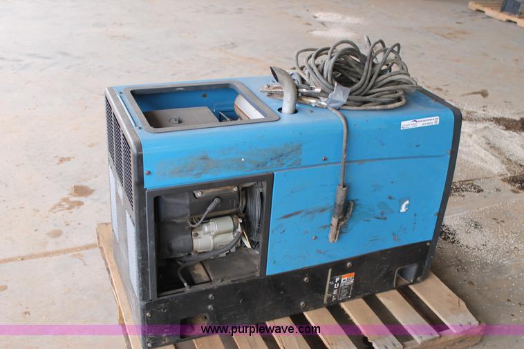 Miller Bobcat 225 welder in Farwell, TX Item AO9609 sold Purple Wave