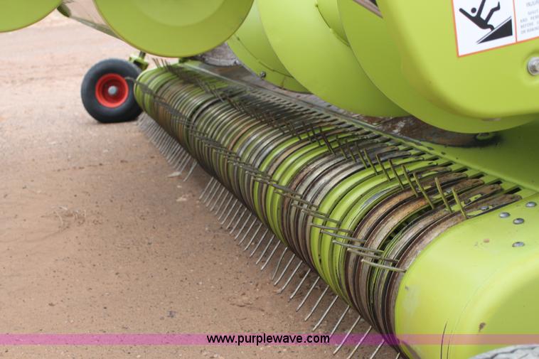 image for item AO9616 2011 Claas PU380 pickup head