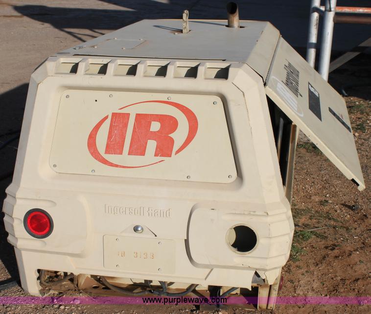 image for item AW9432 2004 Ingersoll Rand 185 compressor