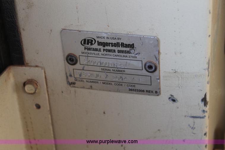 image for item AW9432 2004 Ingersoll Rand 185 compressor