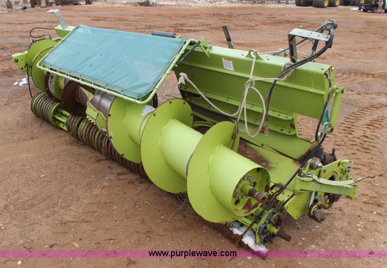 image for item AW9471 2011 Claas PU380 pickup head