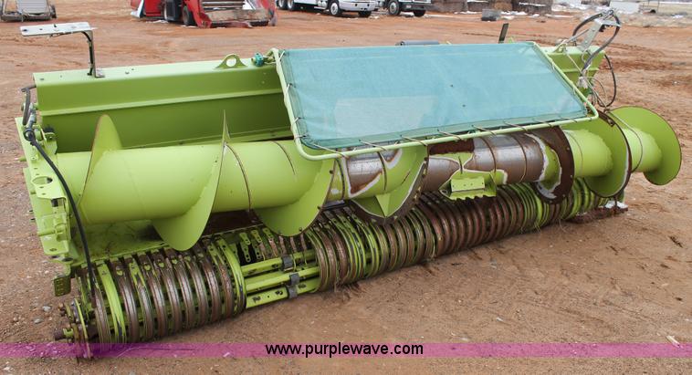 image for item AW9471 2011 Claas PU380 pickup head