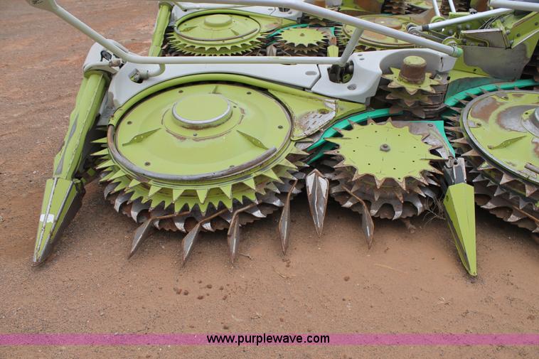 image for item AW9472 2011 Claas Orbis 750 row crop head