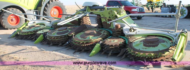 image for item AW9473 2011 Claas Orbis 750 row crop head