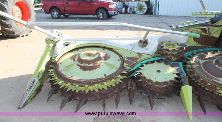 image for item AW9473 2011 Claas Orbis 750 row crop head