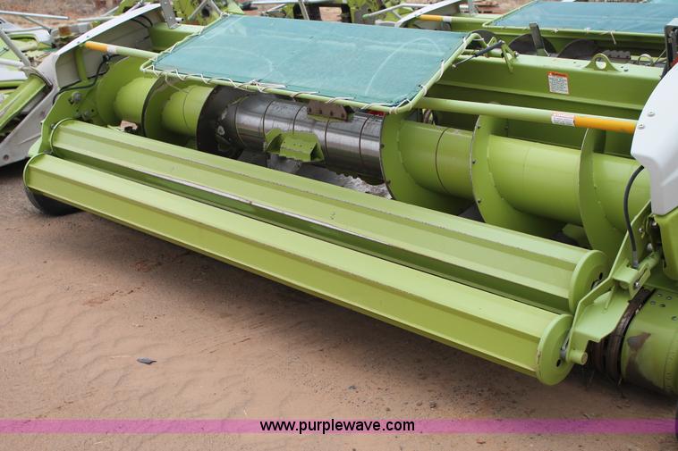 image for item AW9474 2011 Claas PU380 pickup head