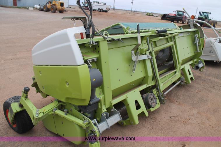 image for item AW9474 2011 Claas PU380 pickup head