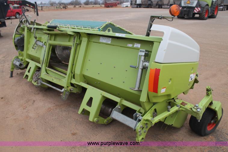 image for item AW9474 2011 Claas PU380 pickup head