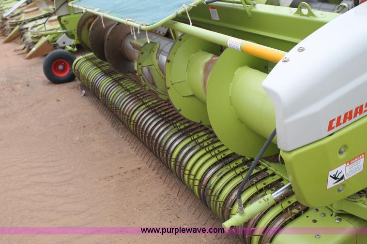 image for item AW9475 2011 Claas PU380 pickup head