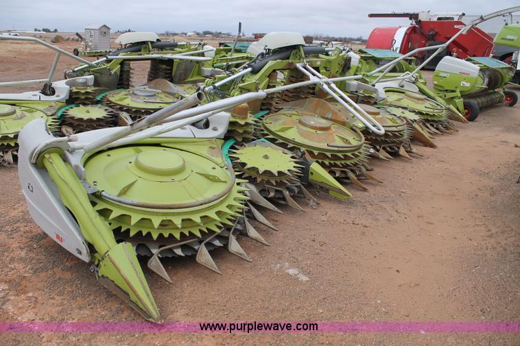 image for item AW9476 2011 Claas Orbis 750 row crop head