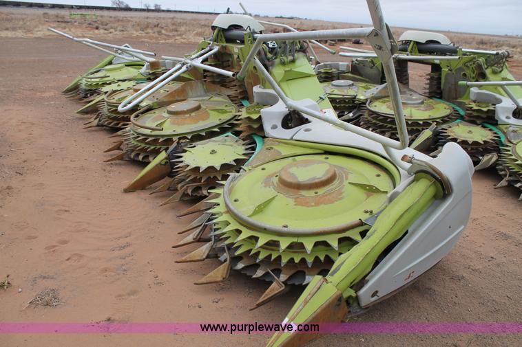 image for item AW9476 2011 Claas Orbis 750 row crop head