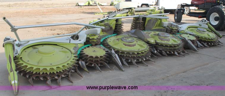 image for item AW9477 2011 Claas Orbis 750 row crop head