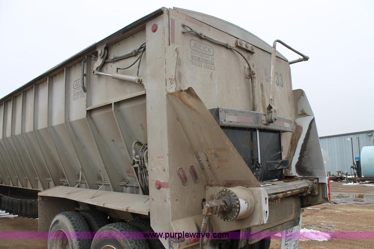 image for item H1588 2006 Aulick 6-704 belted bottom trailer