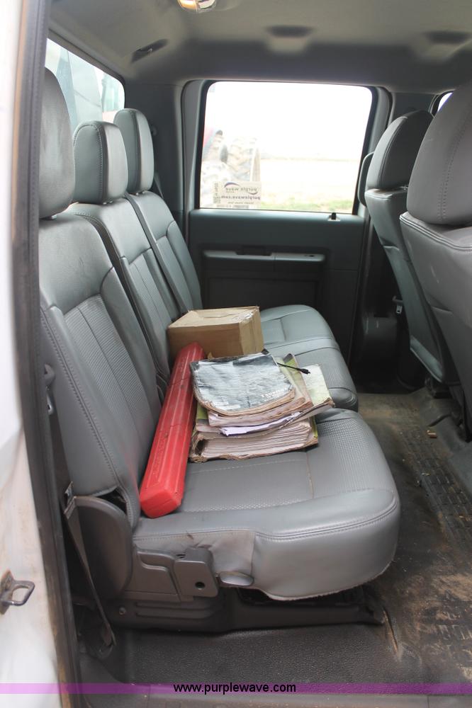 image for item H1602 2014 Ford F350 Super Duty Crew Cab flatbed truck