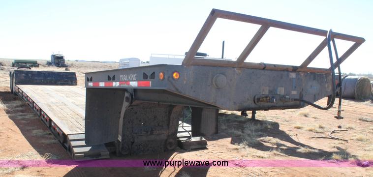 image for item H1609 2002 Trail King TK60HG-482 lowboy trailer