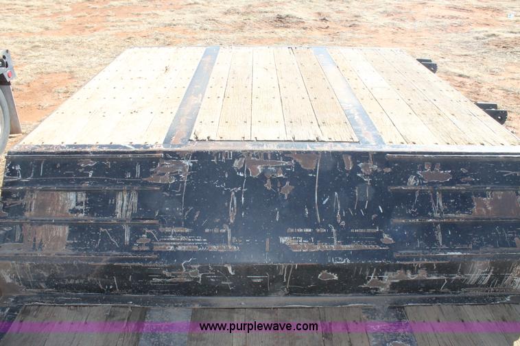 image for item H1609 2002 Trail King TK60HG-482 lowboy trailer